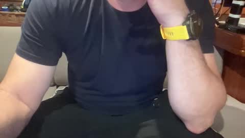 ebnk15 online show from 11-30-25, 04:22