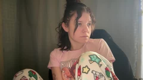 Snapshot of ebony8ivory chatting on 02-11-25, 05:18 americnbarbie online show from 02-11-25, 05:18