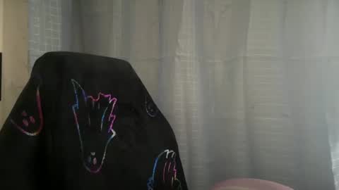 Snapshot of ebony8ivory chatting on 02-15-25, 03:39 americnbarbie online show from 02-15-25, 03:39