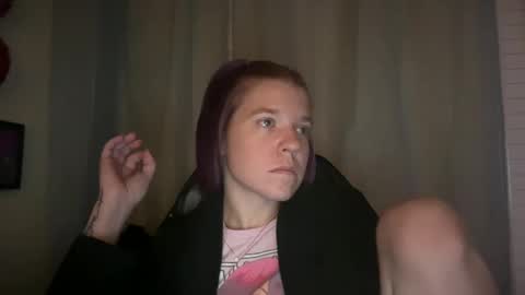 Snapshot of ebony8ivory chatting on 09-20-25, 01:50 americnbarbie online show from 09-20-25, 01:50