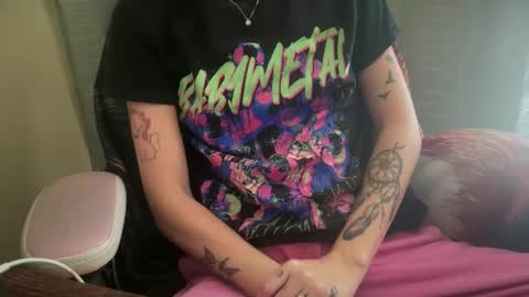 Snapshot of ebony8ivory chatting on 09-20-25, 02:40 americnbarbie online show from 09-20-25, 02:40