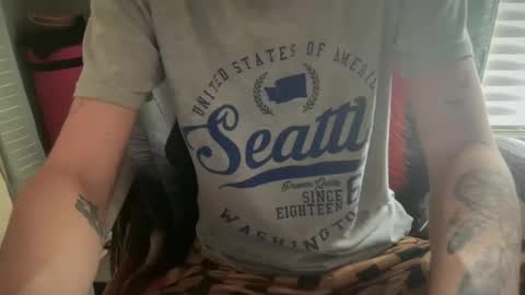 Snapshot of ebony8ivory chatting on 09-28-25, 02:22 americnbarbie online show from 09-28-25, 02:22