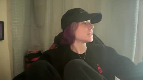 Snapshot of ebony8ivory chatting on 09-29-25, 04:45 americnbarbie online show from 09-29-25, 04:45