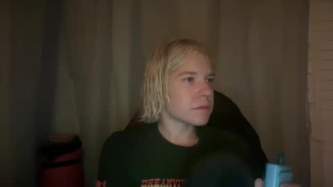 Snapshot of ebony8ivory chatting on 10-03-25, 01:46 americnbarbie online show from 10-03-25, 01:46