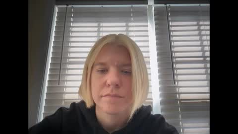 Snapshot of ebony8ivory chatting on 10-03-25, 06:05 americnbarbie online show from 10-03-25, 06:05