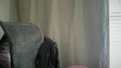 Snapshot of ebony8ivory chatting on 10-18-25, 06:08 americnbarbie online show from 10-18-25, 06:08