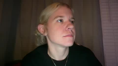 Snapshot of ebony8ivory chatting on 11-17-25, 03:56 americnbarbie online show from 11-17-25, 03:56