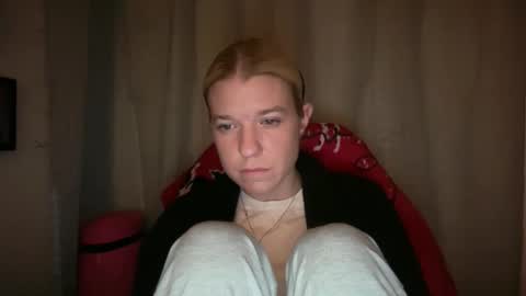 Snapshot of ebony8ivory chatting on 11-29-25, 12:13 americnbarbie online show from 11-29-25, 12:13