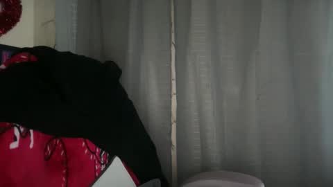 Snapshot of ebony8ivory chatting on 12-13-25, 07:53 americnbarbie online show from 12-13-25, 07:53