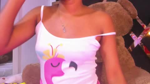 Snapshot of ebony_beautifull chatting on 02-23-25, 01:57 Luci online show from 02-23-25, 01:57