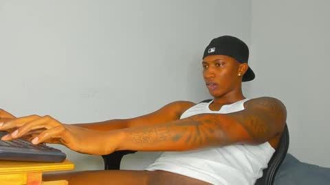 Snapshot of ebony_brandons chatting on 02-14-25, 03:43 Brandon online show from 02-14-25, 03:43