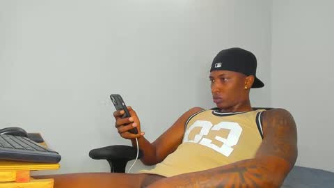 Snapshot of ebony_brandons chatting on 02-14-25, 08:37 Brandon online show from 02-14-25, 08:37