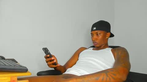 Snapshot of ebony_brandons chatting on 02-15-25, 11:36 Brandon online show from 02-15-25, 11:36