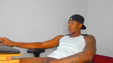 Snapshot of ebony_brandons chatting on 02-18-25, 02:38 Brandon online show from 02-18-25, 02:38