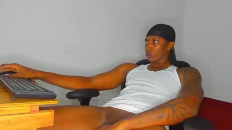 Snapshot of ebony_brandons chatting on 02-26-25, 04:47 Brandon online show from 02-26-25, 04:47