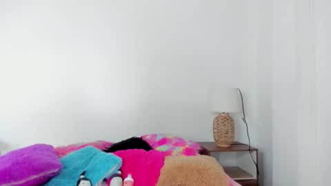 ebony_cute9 online show from 02-12-26, 07:09