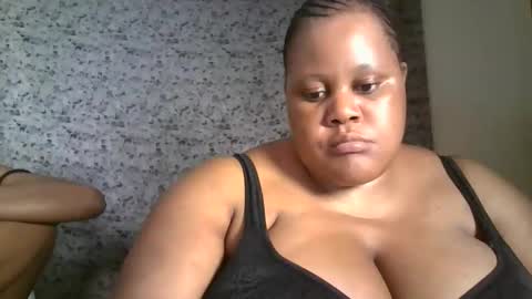 ebony_magixs online show from 09-18-25, 01:40