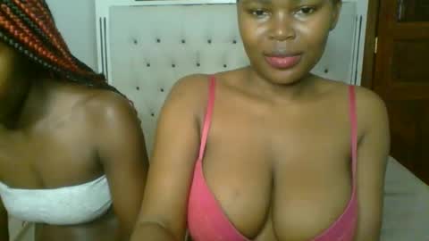 ebony_meeky online show from 10-06-25, 03:04