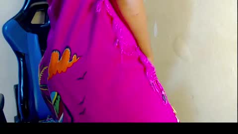 Snapshot of ebony_petite01 chatting on 02-09-25, 12:41 EBONY PETITE online show from 02-09-25, 12:41