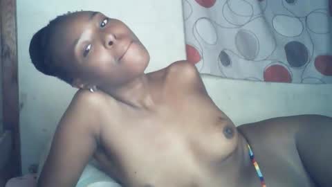 Snapshot of ebony_phoenix12 chatting on 10-21-25, 02:01 ebony_phoenix12 online show from 10-21-25, 02:01