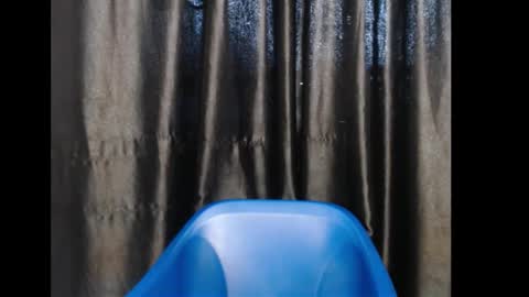 Queen online show from 02-01-26, 08:13