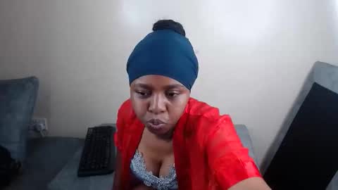 ebony_sluttt online show from 10-03-25, 06:54