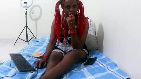 ebony_sluttt online show from 02-18-26, 04:14