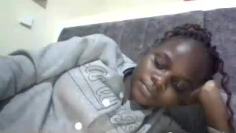 Snapshot of ebony_tasha chatting on 08-03-26, 05:49 tasha online show from 08-03-26, 05:49