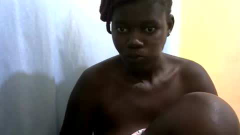 ebonybloom01 online show from 10-29-25, 11:34