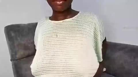Ebony Melanie online show from 02-11-25, 10:39