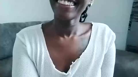 Ebony Melanie online show from 03-04-25, 01:49