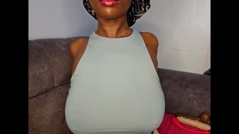 Ebony Melanie online show from 11-06-25, 11:37