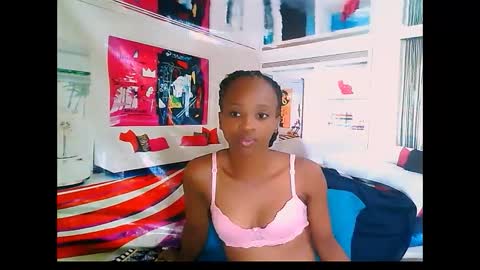 Snapshot of ebonycreamy69 chatting on 12-19-24, 10:02 Nova online show from 12-19-24, 10:02
