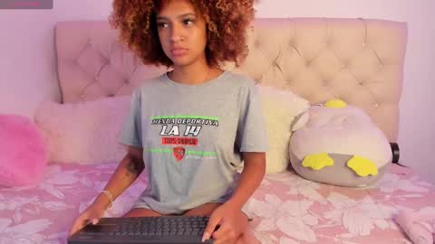 Queen Ebony online show from 02-06-25, 12:54