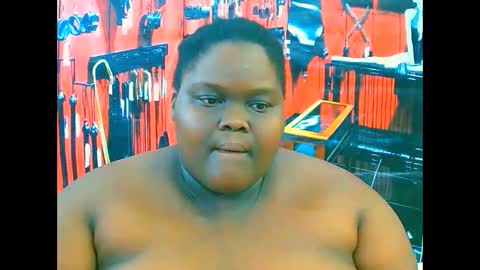 Snapshot of ebonyhotbuns4u2luv chatting on 10-30-25, 07:14 ebonyhotbuns4u2luv online show from 10-30-25, 07:14