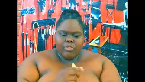 Snapshot of ebonyhotbuns4u2luv chatting on 11-13-25, 09:41 ebonyhotbuns4u2luv online show from 11-13-25, 09:41