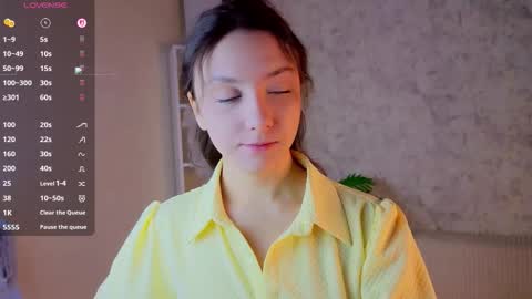 Milly online show from 11-12-25, 03:07