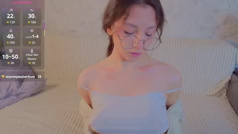 Milly online show from 11-21-25, 03:38