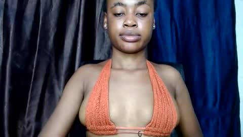 ebonypussy_xx online show from 10-10-25, 04:17