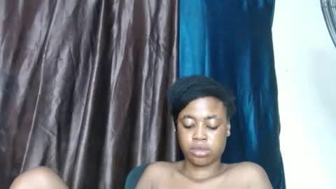 ebonypussy_xx online show from 10-15-25, 11:43