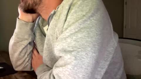 Erik online show from 10-28-25, 02:31