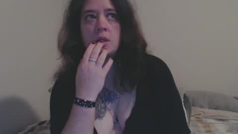 Weird Echo online show from 10-08-25, 10:24