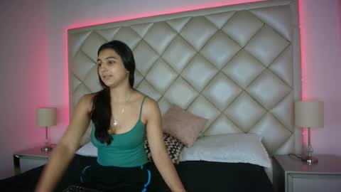    online show from 10-06-25, 02:14