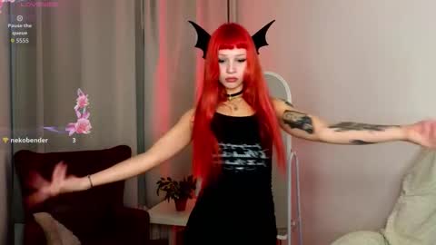 Snapshot of eclipseempress chatting on 10-13-25, 02:06 Monica online show from 10-13-25, 02:06