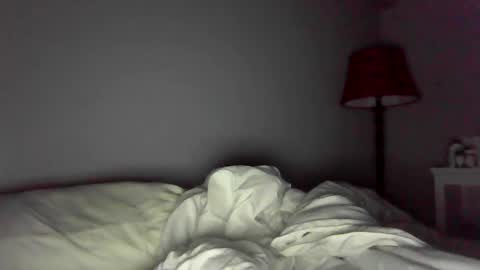 Snapshot of ed5189 chatting on 02-04-25, 10:00 ed5189 online show from 02-04-25, 10:00