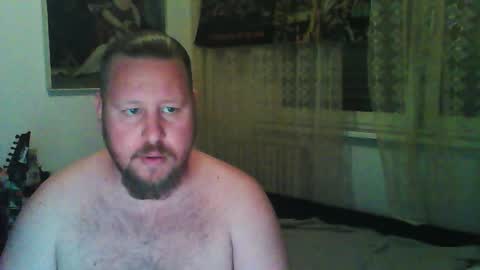 Snapshot of eda666 chatting on 09-15-25, 05:46 Edward online show from 09-15-25, 05:46