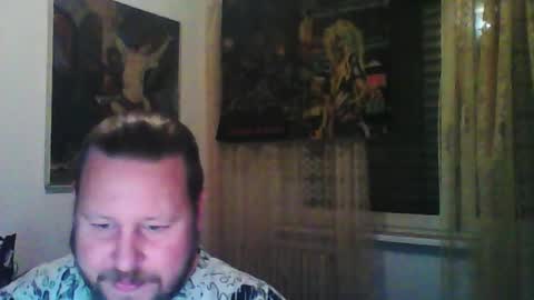 Snapshot of eda666 chatting on 10-06-25, 05:43 Edward online show from 10-06-25, 05:43