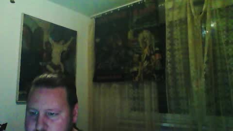 Snapshot of eda666 chatting on 10-20-25, 06:08 Edward online show from 10-20-25, 06:08