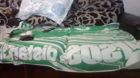 Snapshot of eder1988 chatting on 09-23-25, 09:51 eder1988 online show from 09-23-25, 09:51