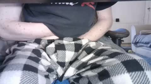 Snapshot of edged_biker chatting on 02-10-25, 08:53 edged biker online show from 02-10-25, 08:53